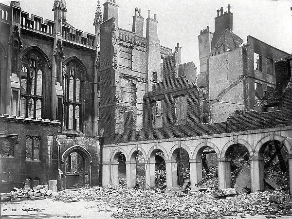 London in the Blitz Temple Church air raid 10