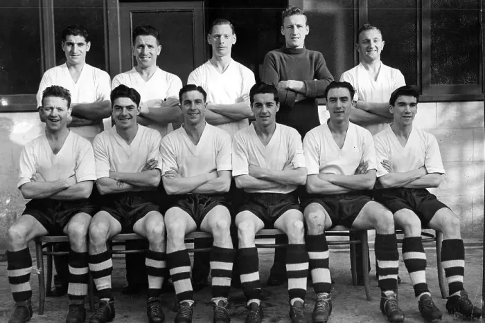 Framed Print : Luton Town FC Football Team Group 1955 Framed Print : Luton Town FC Football Team Group 1955