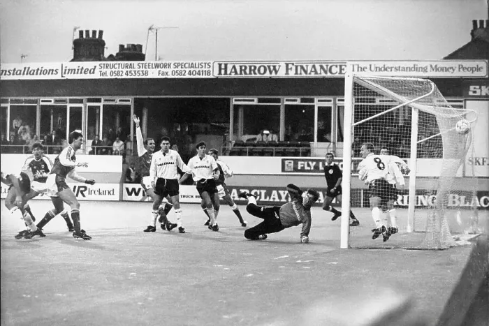 Framed Print : Luton Town v Arsenal 1990 Framed Print : Luton Town v Arsenal 1990