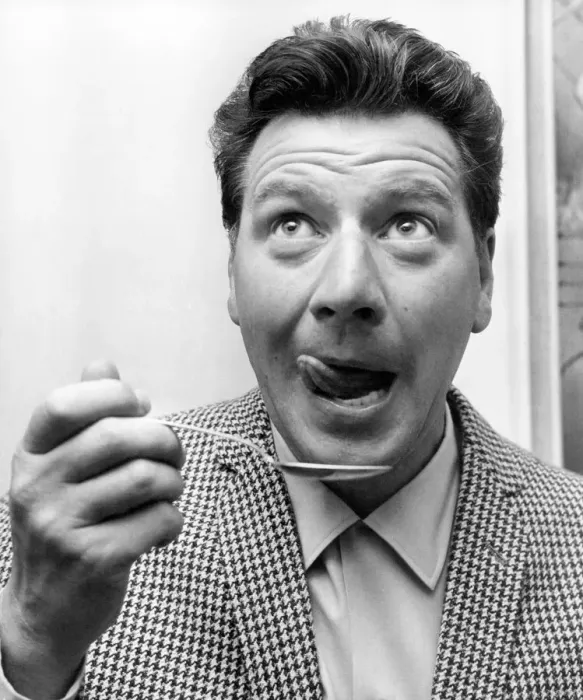 Framed Print : Max Bygraves, entertainer Framed Print : Max Bygraves, entertainer