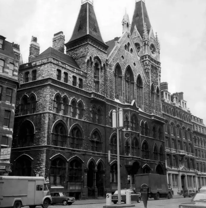 Framed Print : The Memorial Hall, Farringdon Street, London, 1968