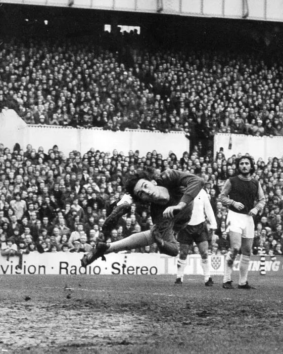 Framed Print : Mervyn Day, West Ham goalkeeper saves against Tottenham, Frank Lampard snr looks on Framed Print : Mervyn Day, West Ham goalkeeper saves against Tottenham, Frank Lampard snr looks on