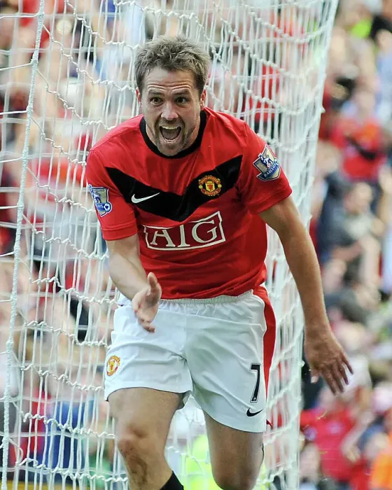 Framed Print : Michael Owen celebrates scoring for Man Utd Framed Print : Michael Owen celebrates scoring for Man Utd