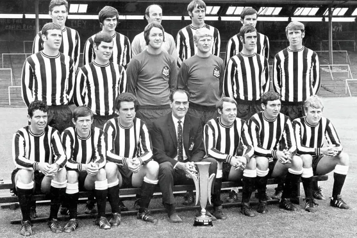 Framed Print : Newcastle United with the 1968 / 69 Fairs Cup trophy Framed Print : Newcastle United with the 1968 / 69 Fairs Cup trophy