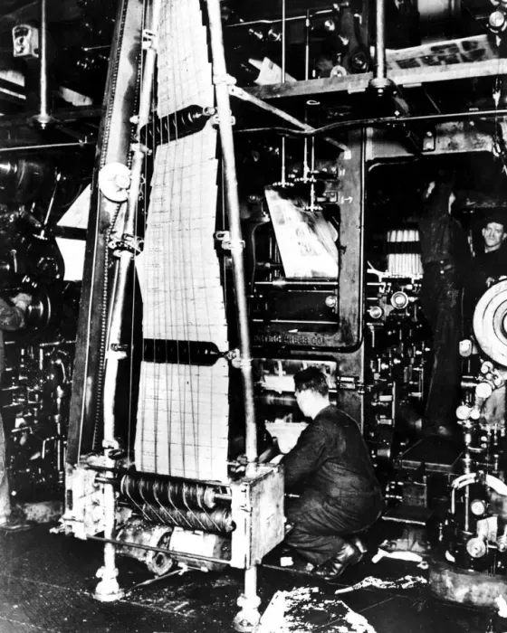 Framed Print : Newspaper printing 1933 Framed Print : Newspaper printing 1933