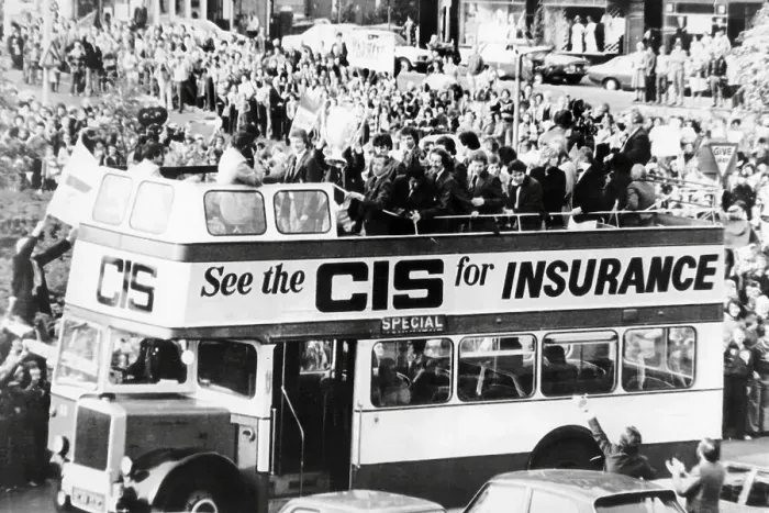 Framed Print : Nottingham Forest football team parade the European Cup through the city on top of a double-decker bus Framed Print : Nottingham Forest football team parade the European Cup through the city on top of a double-decker bus