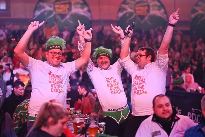 Framed Print : The Paddy Power PDC World Darts Championships 2024. Alexandra Palace