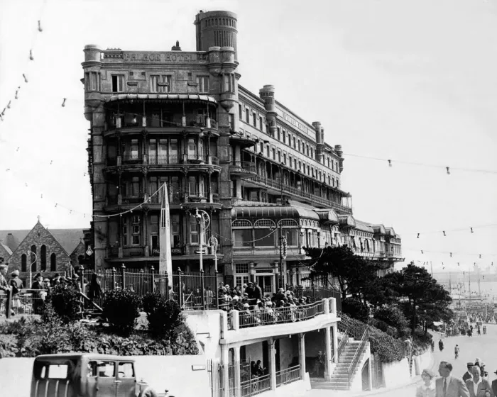 Framed Print : The Palace Hotel Southend, 1936 Framed Print : The Palace Hotel Southend, 1936