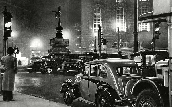 Piccadilly Circus 1937