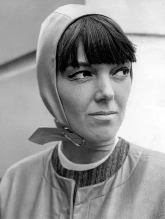 Framed Print : Portrait of Mary Quant Framed Print : Portrait of Mary Quant