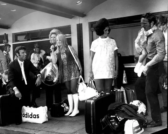 Framed Print : The return of England team and their wives from the 1970 World Cup finals Framed Print : The return of England team and their wives from the 1970 World Cup finals
