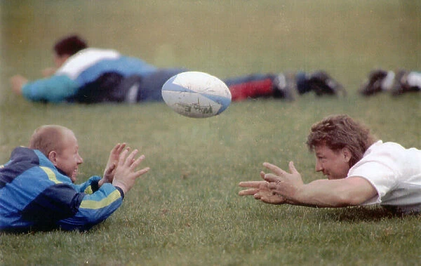 Richard Hill and flanker Mick Skinner training for the 1991 Rugby World Cup