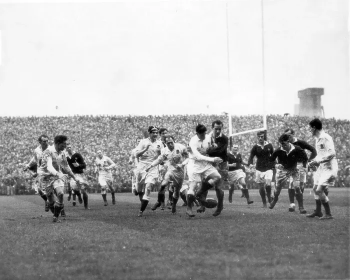 Framed Print : Scotland v England at Murrayfield 1950 Framed Print : Scotland v England at Murrayfield 1950