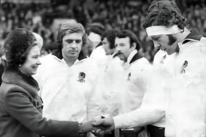 Framed Print : Scotland v England at Murrayfield. Queen introduced to England team Framed Print : Scotland v England at Murrayfield. Queen introduced to England team