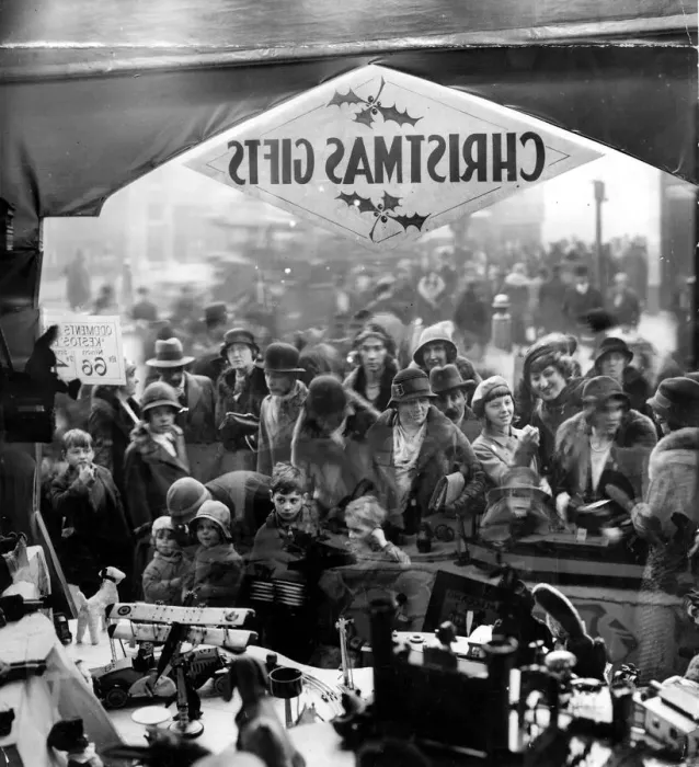 Framed Print : Selfridges Christmas 1932