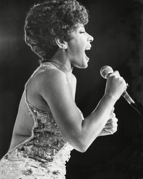 Shirley Bassey. Singer Shirley Bassey 1979