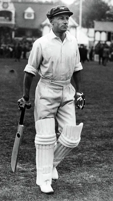 Framed Print : Sir Donald Bradman in 1934 Framed Print : Sir Donald Bradman in 1934