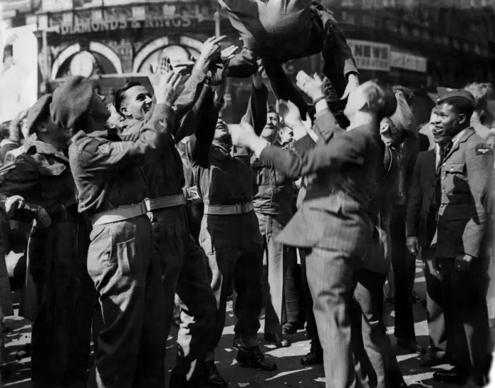 Framed Print : Soldiers celebrate VJ Day Framed Print : Soldiers celebrate VJ Day