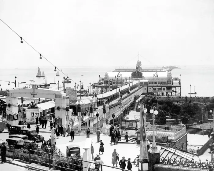Framed Print : Southend Pier 1937 Framed Print : Southend Pier 1937