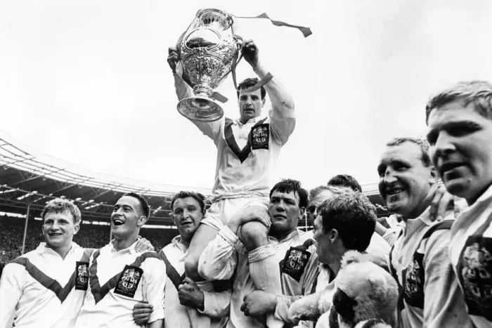Framed Print : St Helens with the Challenge Cup 1966 Framed Print : St Helens with the Challenge Cup 1966