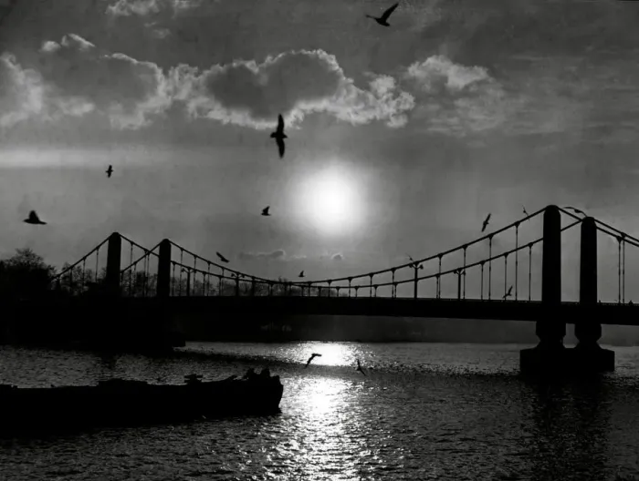 Framed Print : Sunset over Chelsea Bridge, London Framed Print : Sunset over Chelsea Bridge, London