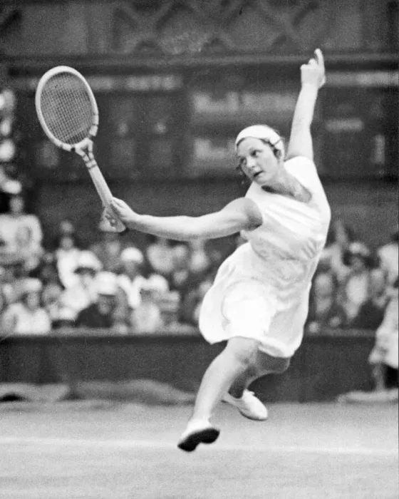 Framed Print : Tennis Player Helen Jacobs in action at Wimbledon Framed Print : Tennis Player Helen Jacobs in action at Wimbledon