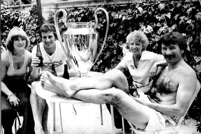 Framed Print : Tommy Smith, wife Sue, Ray Clemence, wife Vera Liverpool win The European Cup in May 1977 Framed Print : Tommy Smith, wife Sue, Ray Clemence, wife Vera Liverpool win The European Cup in May 1977