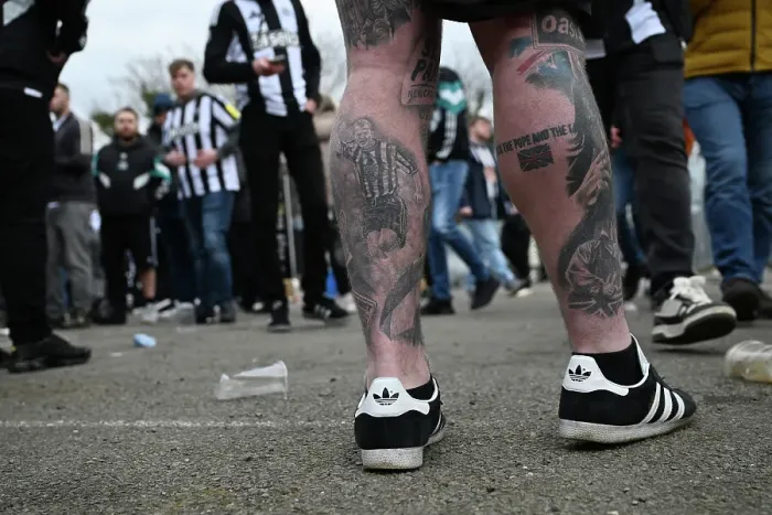 Framed Print : Toon Fans at Carabao Cup final 2025, Wembley. Liverpool 1 v Newcastle 2