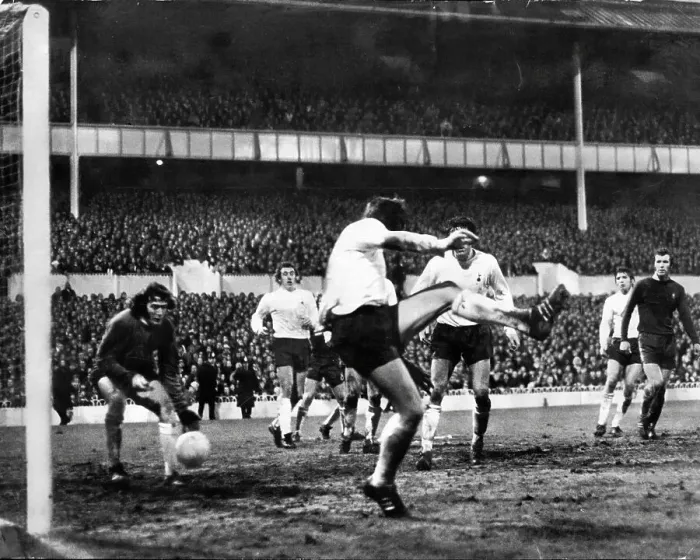 Framed Print : Tottenham Hotspur v Chelsea 1972 Framed Print : Tottenham Hotspur v Chelsea 1972