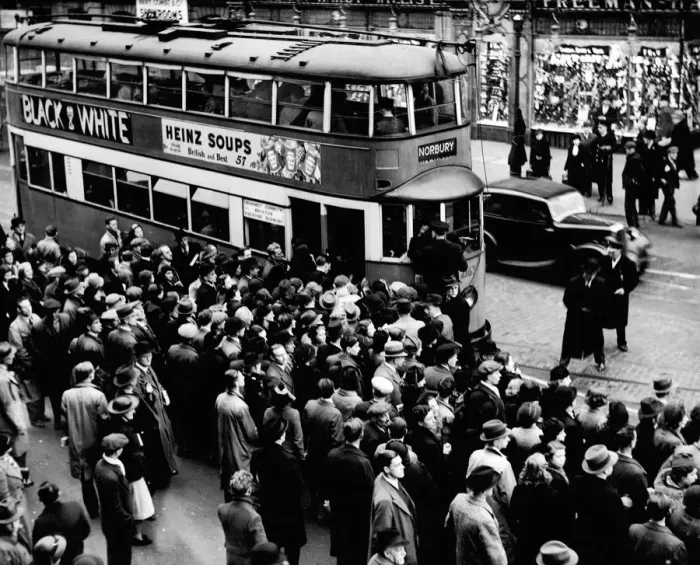 Framed Print : Trams at Elephant and Castle Framed Print : Trams at Elephant and Castle