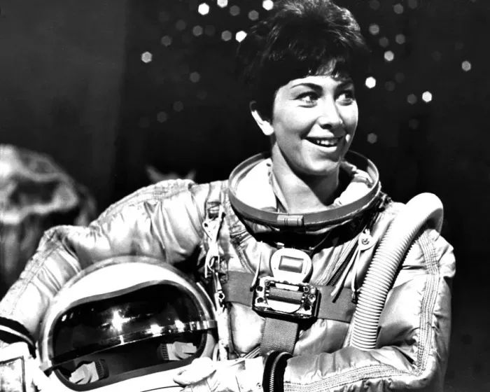 Framed Print : Valerie Singleton wearing a space suit for feature on Blue Peter Framed Print : Valerie Singleton wearing a space suit for feature on Blue Peter
