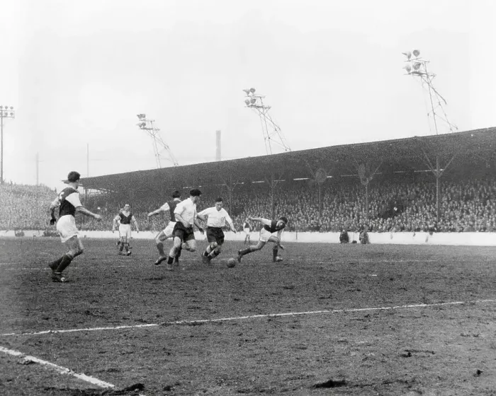 Framed Print : West Ham United v Tottenham Hotspur - Spurs winning goal FA Cup Replay 1956 Framed Print : West Ham United v Tottenham Hotspur - Spurs winning goal FA Cup Replay 1956
