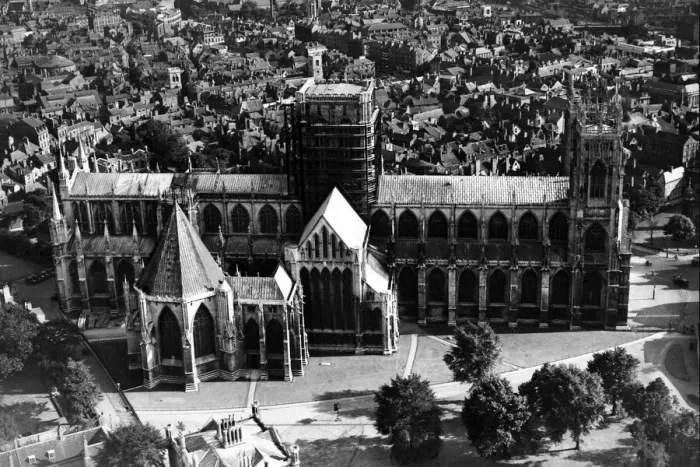Framed Print : York Minster, 1952 Framed Print : York Minster, 1952