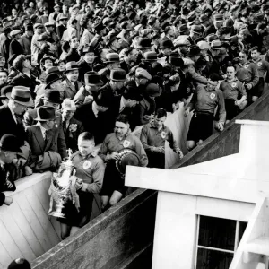 Print of 1936 Rugby League Final at Wembley: Leeds vs Warrington Print of 1936 Rugby League Final at Wembley: Leeds vs Warrington