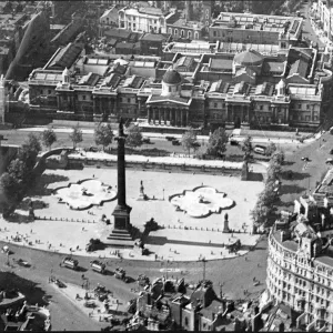 Aerial view of the National Gallery and Trafalgar Square 1924