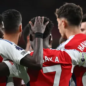 Arsenal celebrates