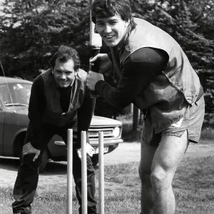 Bryan Robson and Ray Wilkins playing cricket Bryan Robson and Ray Wilkins playing cricket