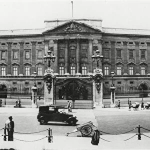 Buckingham Palace in 1937