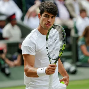 Carlos Alcaraz vs Novak Djokovic Wimbledon Tennis Print Carlos Alcaraz vs Novak Djokovic Wimbledon Tennis Print
