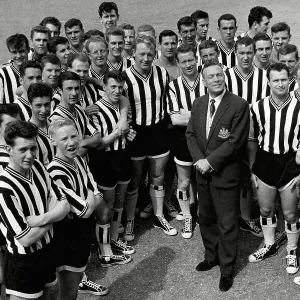 Charlie Mitten with Newcastle United footballers 1961/62 Season Print
