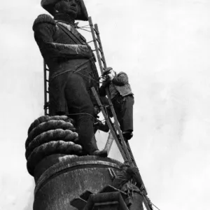 Nelson's Column Print, 1963 London Photograph Nelson's Column Print, 1963 London Photograph