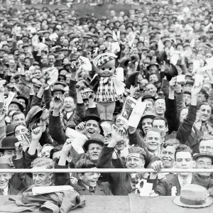 The crowd at the 1936 FA Cup Final The crowd at the 1936 FA Cup Final
