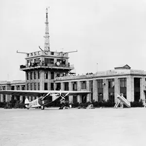 Croydon Aerodrome, with aircraft, 1934