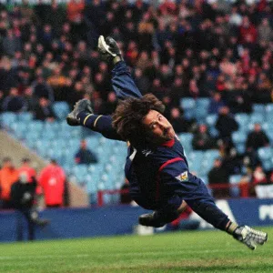 David Seaman is beaten by David Beckham for 1st goal FA Cup semi-final replay David Seaman is beaten by David Beckham for 1st goal FA Cup semi-final replay
