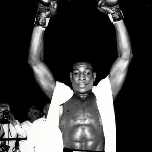 Frank Bruno Print - 1982 Boxing Photo Frank Bruno Print - 1982 Boxing Photo
