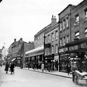 Colour Print of The High Street in Watford, 1938 Colour Print of The High Street in Watford, 1938