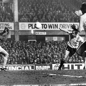 Jimmy Greenhoff scores in the FA Cup Semi Final 1979