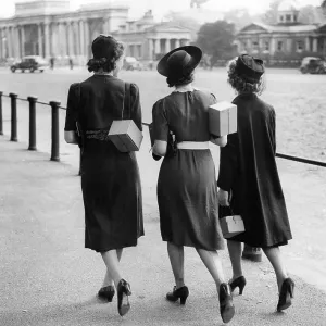 Ladies with gas masks 1939 Ladies with gas masks 1939