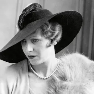 Large 1930s Hat Print Large 1930s Hat Print