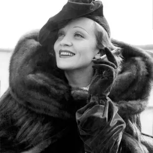 Marlene Dietrich Print 1936 Marlene Dietrich Print 1936